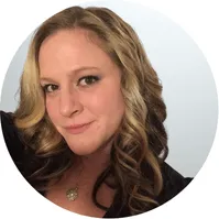 Profile Picture of Author and website owner Stacie